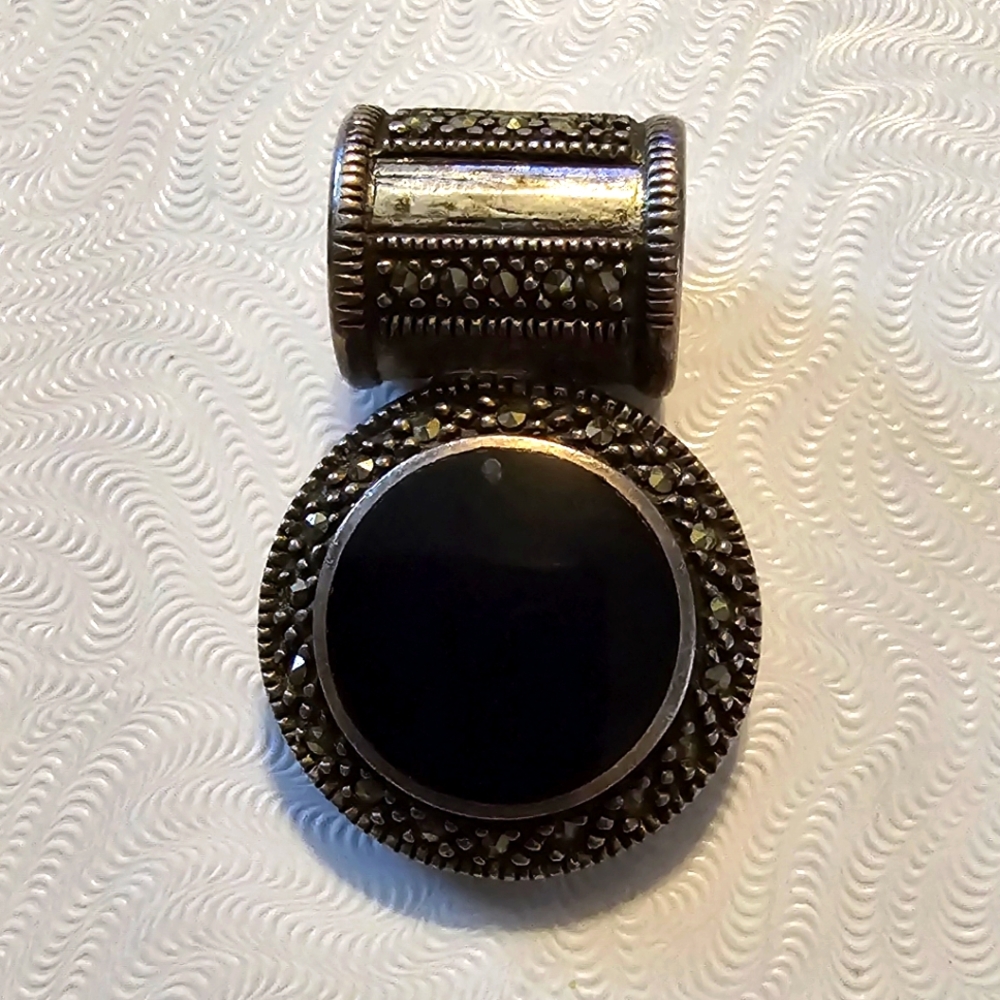 Sterling Onyx and Marcasite pendant